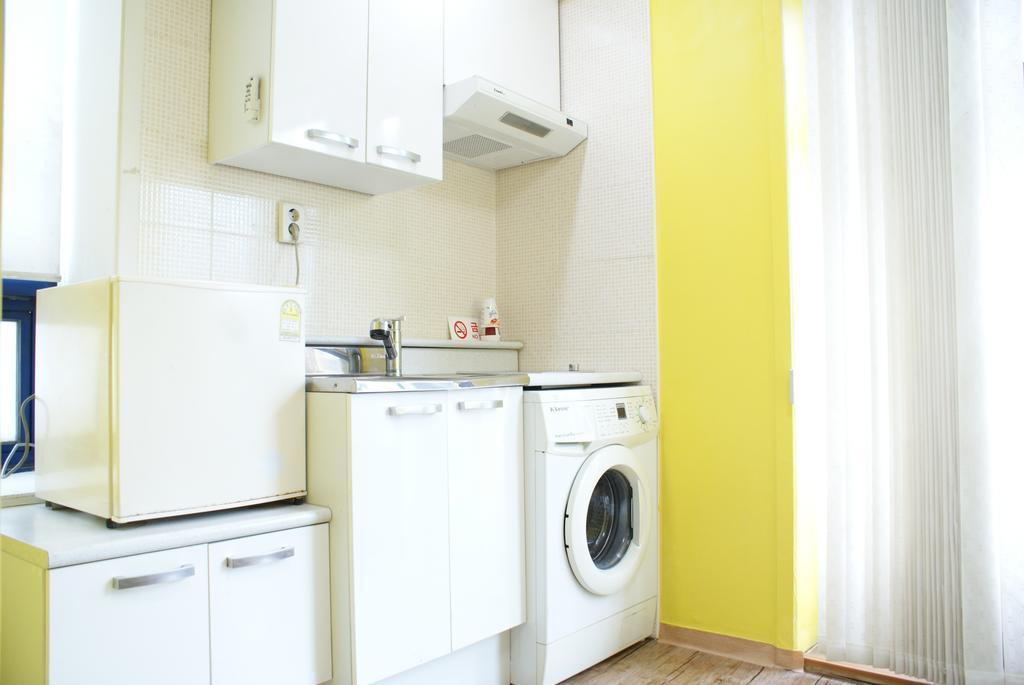 J Guesthouse Seoul Bilik gambar