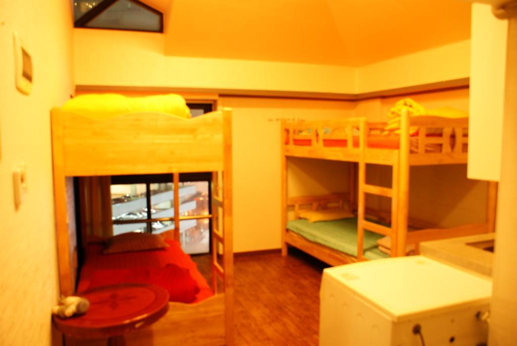 J Guesthouse Seoul Bilik gambar